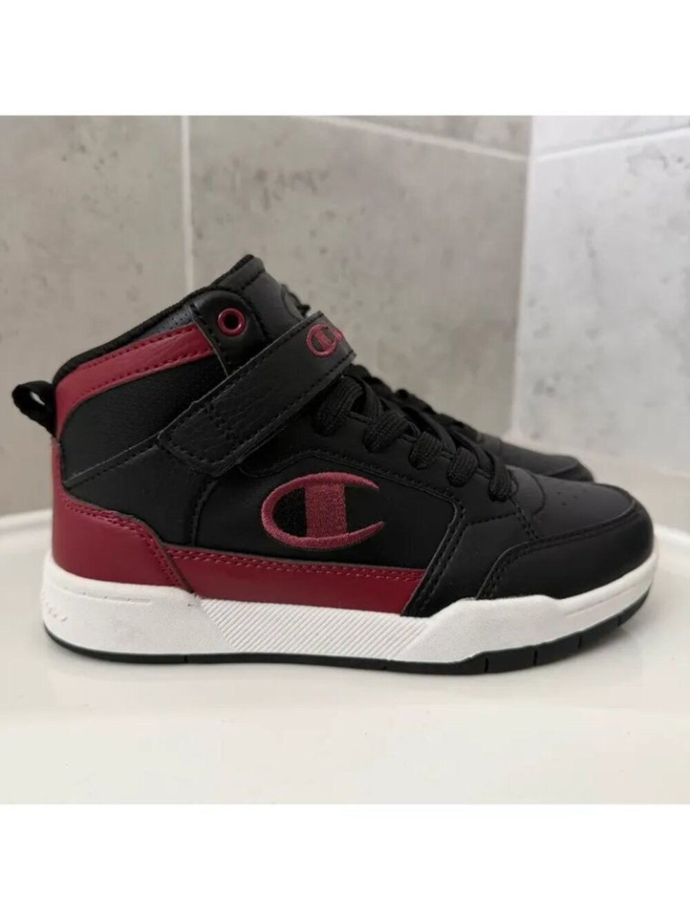 Champion Kids Sneakers Size 1 Youth